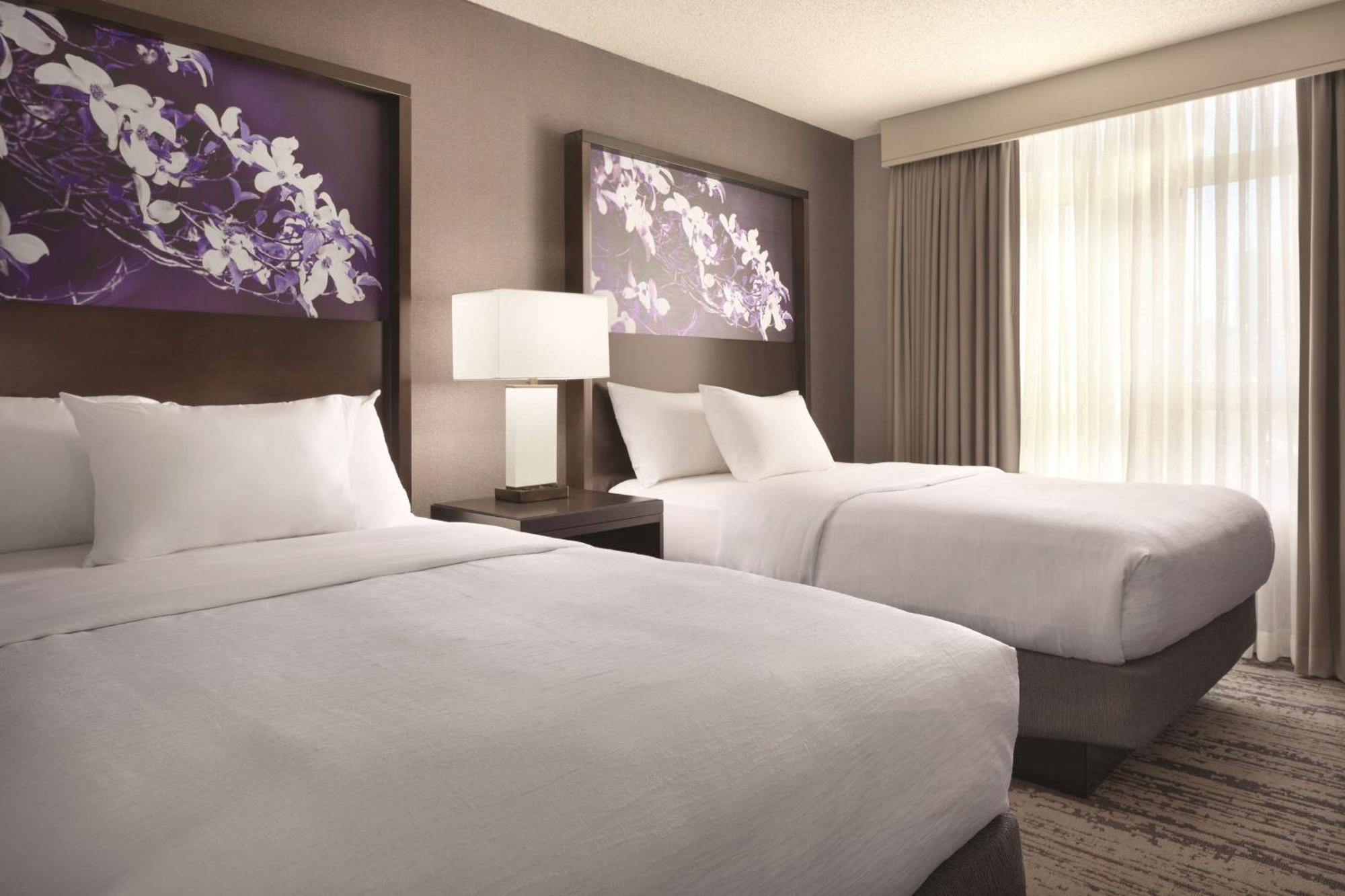 Embassy Suites By Hilton Atlanta At Centennial Olympic Park Exterior foto