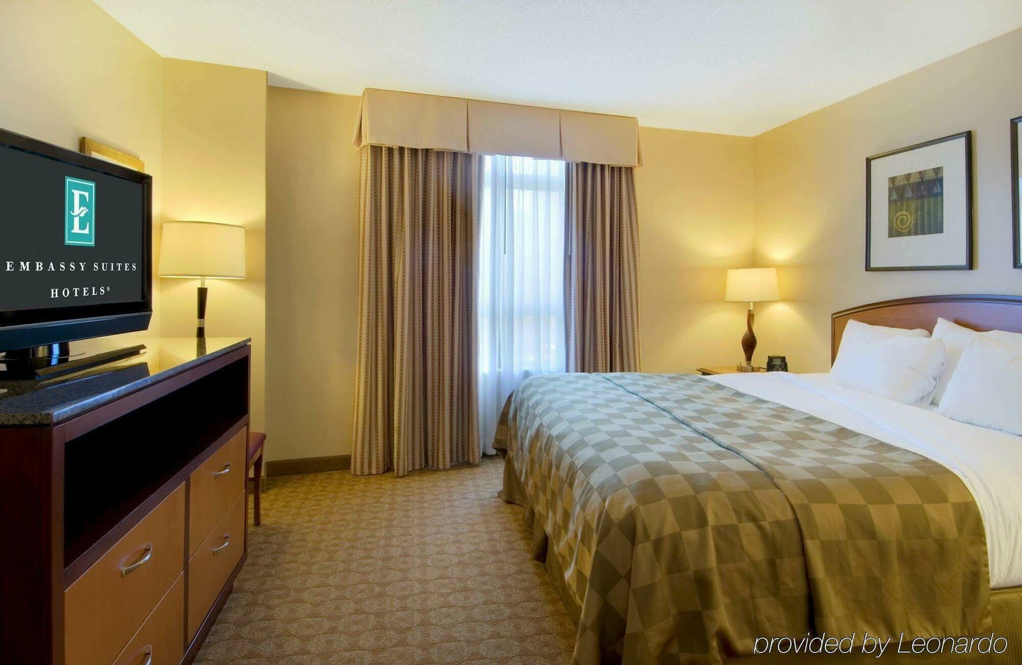 Embassy Suites By Hilton Atlanta At Centennial Olympic Park Exterior foto